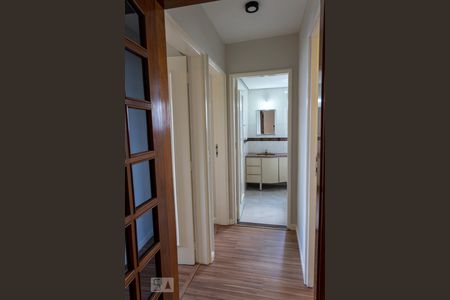 Corredor de apartamento à venda com 2 quartos, 74m² em Vila Romana, São Paulo