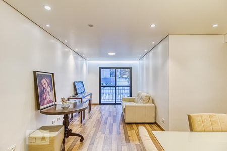 Sala de apartamento para alugar com 2 quartos, 75m² em Vila Nova Conceição, São Paulo