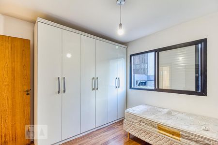 Segundo dormitório de apartamento para alugar com 2 quartos, 75m² em Vila Nova Conceição, São Paulo