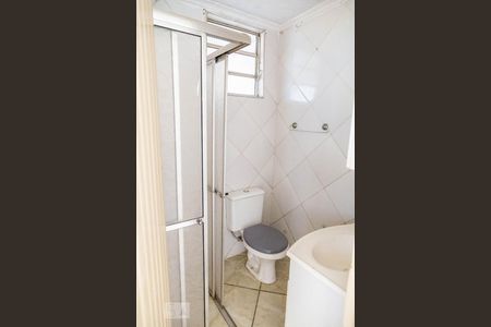 Banheiro de casa para alugar com 1 quarto, 60m² em Cidade Antônio Estevão de Carvalho, São Paulo