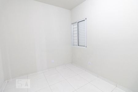 Quarto 2 de apartamento para alugar com 2 quartos, 65m² em Vila Mazzei, São Paulo