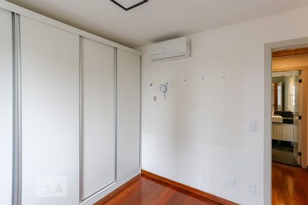 Quarto 1 de apartamento para alugar com 2 quartos, 92m² em Funcionários, Belo Horizonte