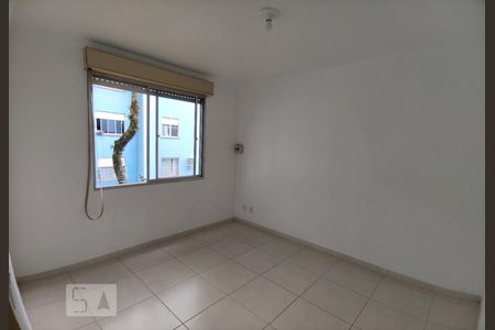 Dormitório 2 de apartamento para alugar com 2 quartos, 60m² em Canudos, Novo Hamburgo