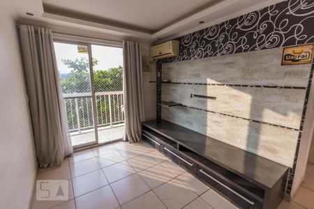 Sala de apartamento para alugar com 2 quartos, 61m² em Pechincha, Rio de Janeiro