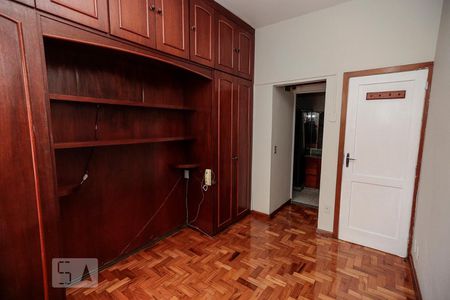 Suíte de apartamento para alugar com 1 quarto, 40m² em Higienópolis, Rio de Janeiro