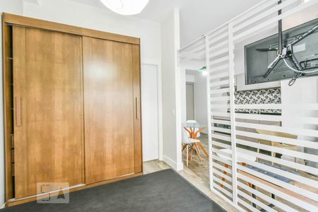 Suíte de apartamento para alugar com 1 quarto, 43m² em Vila Madalena, São Paulo