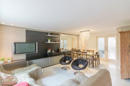 Sala 1 de casa de condomínio para alugar com 4 quartos, 255m² em Vila Floresta, Santo André