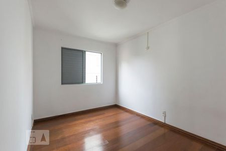 Quarto 1 de apartamento para alugar com 2 quartos, 62m² em Jardim Santa Emília, São Paulo