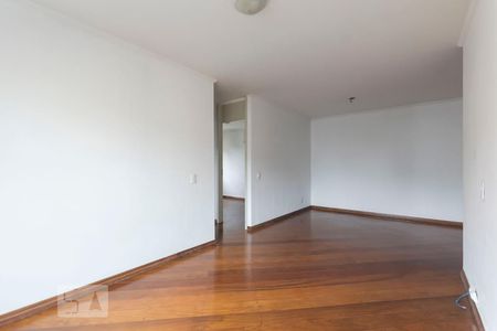 Sala de apartamento para alugar com 2 quartos, 62m² em Jardim Santa Emília, São Paulo