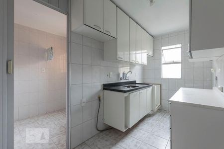 Cozinha de apartamento para alugar com 2 quartos, 62m² em Jardim Santa Emília, São Paulo