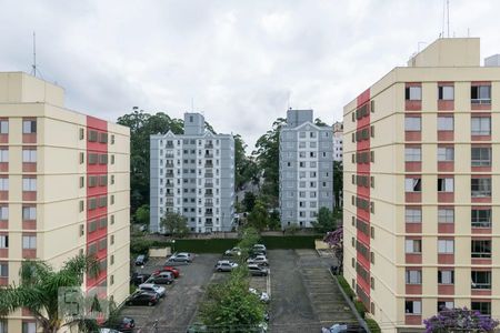 Vista de apartamento para alugar com 2 quartos, 62m² em Jardim Santa Emília, São Paulo