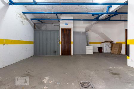 Garagem de casa de condomínio à venda com 3 quartos, 100m² em Vila São Geraldo, São Paulo