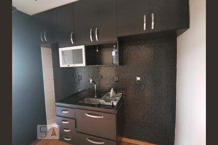 Cozinha de apartamento para alugar com 2 quartos, 52m² em Jardim Ampliação, São Paulo