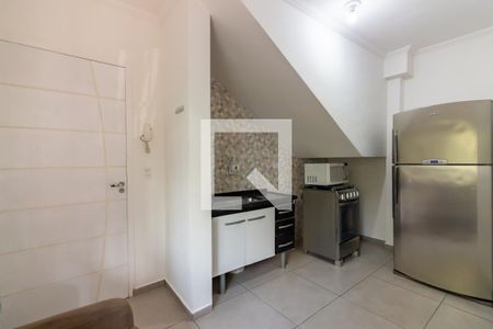 Sala/Cozinha de apartamento para alugar com 1 quarto, 40m² em Vila Osasco, Osasco