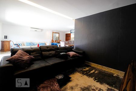 Sala de TV de apartamento para alugar com 4 quartos, 380m² em Recreio dos Bandeirantes, Rio de Janeiro