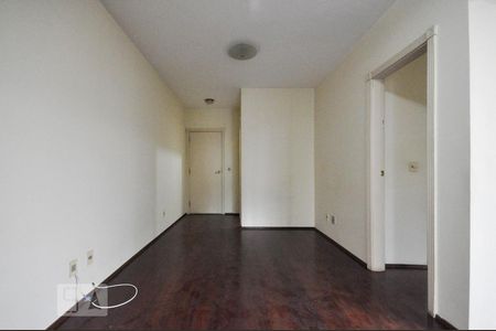 Sala de apartamento para alugar com 1 quarto, 72m² em Cambuí, Campinas