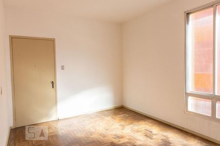 Sala de apartamento à venda com 2 quartos, 90m² em Navegantes, Porto Alegre