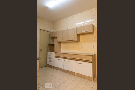 Cozinha de apartamento à venda com 2 quartos, 90m² em Navegantes, Porto Alegre