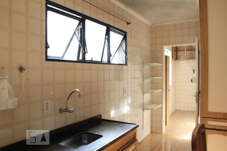 Cozinha de apartamento à venda com 2 quartos, 75m² em Jardim Pacaembu, Jundiaí