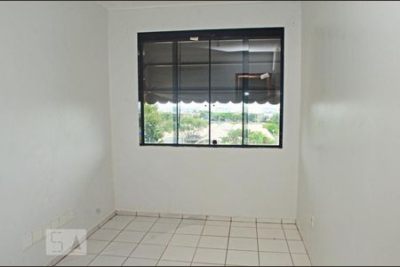 Quarto 2 de apartamento para alugar com 2 quartos, 55m² em Ceilândia Sul (ceilândia), Brasília