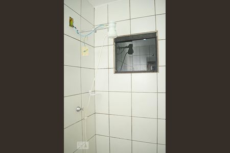 Banheiro de apartamento para alugar com 2 quartos, 55m² em Ceilândia Sul (ceilândia), Brasília