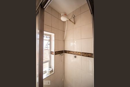 Banheiro de casa para alugar com 2 quartos, 98m² em Alto da Lapa, São Paulo