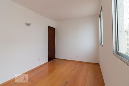 Sala de apartamento à venda com 2 quartos, 47m² em Jardim Tranqüilidade, Guarulhos