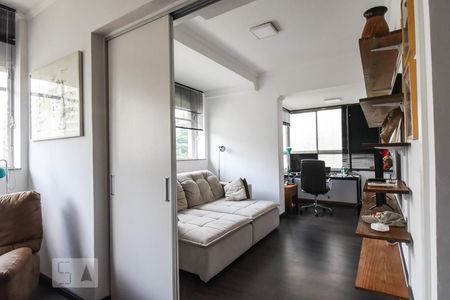 Sala de tv de apartamento à venda com 3 quartos, 145m² em Jardim Paulista, São Paulo