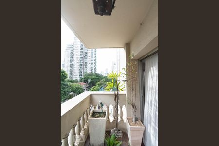 Varanda de apartamento à venda com 3 quartos, 150m² em Campo Belo, São Paulo