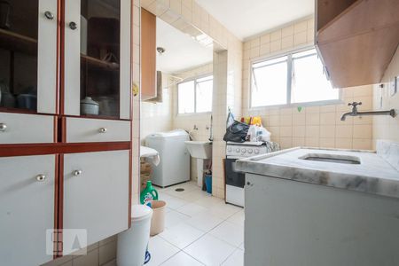 Cozinha de apartamento à venda com 2 quartos, 55m² em Vila do Encontro, São Paulo