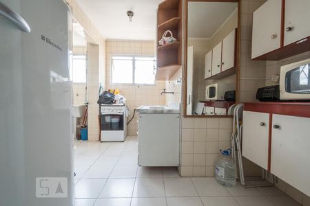 Cozinha de apartamento à venda com 2 quartos, 55m² em Vila do Encontro, São Paulo