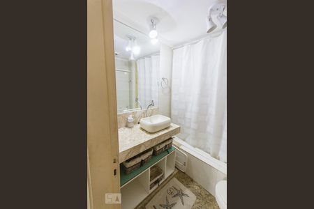 Banheiro Social 1 de apartamento para alugar com 3 quartos, 91m² em Jacarepaguá, Rio de Janeiro