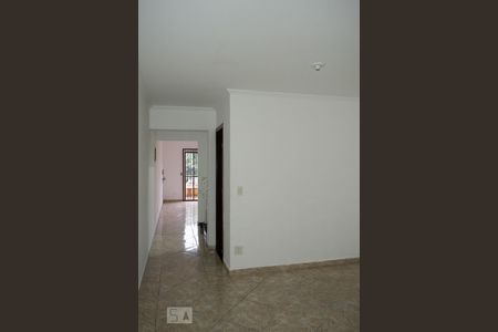 SALA de casa para alugar com 3 quartos, 138m² em Vila Santa Delfina, São Paulo