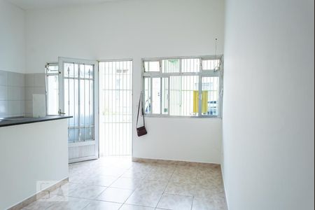 Sala de casa para alugar com 1 quarto, 55m² em Vila Carrão, São Paulo