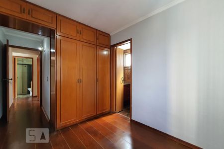 Suíte de apartamento para alugar com 3 quartos, 77m² em Vila Brasílio Machado, São Paulo