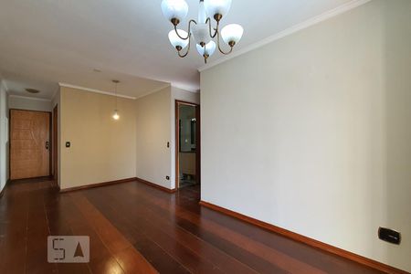 Sala de apartamento para alugar com 3 quartos, 77m² em Vila Brasílio Machado, São Paulo