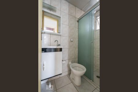Banheiro de apartamento à venda com 2 quartos, 58m² em Vila Babilônia, São Paulo