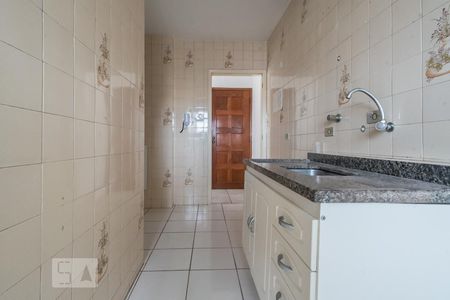 Cozinha de apartamento à venda com 2 quartos, 58m² em Vila Babilônia, São Paulo