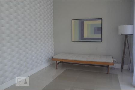 Hall de apartamento para alugar com 1 quarto, 33m² em Vila Suzana, São Paulo