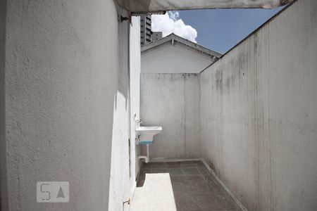 Área de serviço de kitnet/studio para alugar com 1 quarto, 40m² em Cambuci, São Paulo