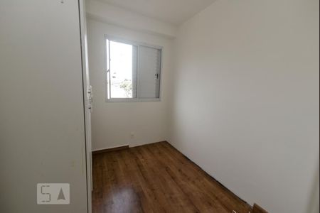 Quarto 2 de apartamento para alugar com 2 quartos, 43m² em Jardim Rossi, Guarulhos