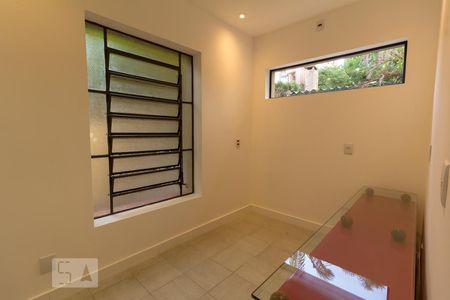 sala de apartamento para alugar com 2 quartos, 40m² em Moinhos de Vento, Porto Alegre