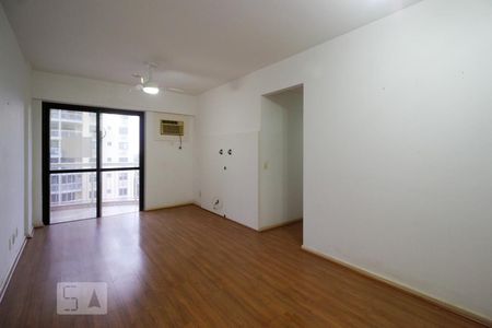 Sala de apartamento à venda com 3 quartos, 81m² em Barra da Tijuca, Rio de Janeiro