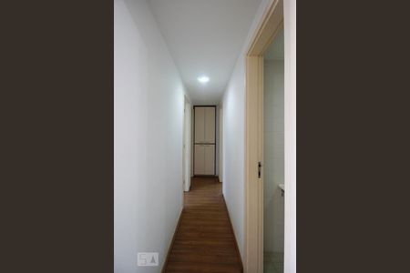 Corredor de apartamento à venda com 3 quartos, 81m² em Barra da Tijuca, Rio de Janeiro