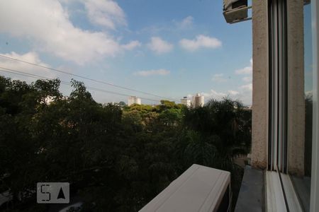 Vista Dormitorio 3 - Suite  de apartamento para alugar com 3 quartos, 72m² em Rubem Berta, Porto Alegre