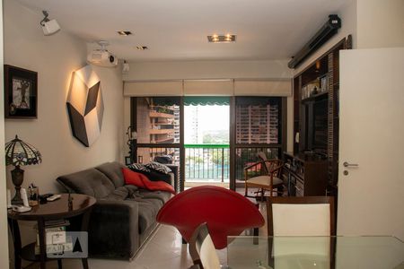 Sala de apartamento à venda com 2 quartos, 101m² em Barra da Tijuca, Rio de Janeiro