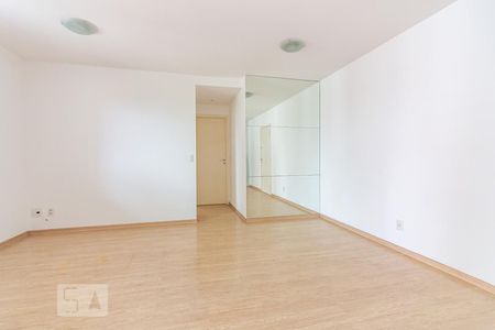 Sala de apartamento para alugar com 2 quartos, 75m² em Jardim Arpoador, São Paulo
