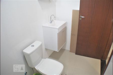 Detalhe do Banheiro da Suíte de casa para alugar com 2 quartos, 85m² em São João do Rio Vermelho, Florianópolis
