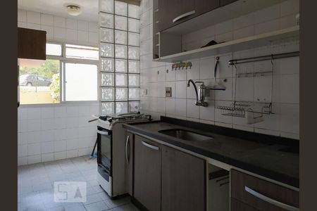 Cozinha de apartamento à venda com 2 quartos, 59m² em Parque Císper, São Paulo