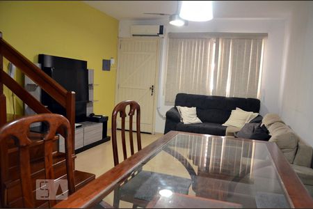 Casa para alugar com 2 quartos, 120m² em Rio Branco, Canoas